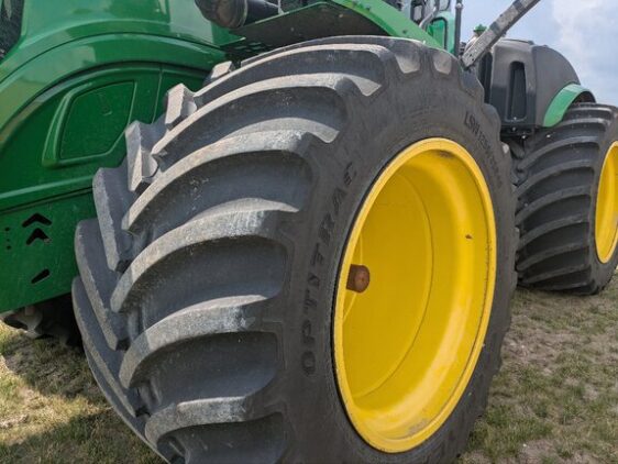 2020 John Deere 9520R - Image 6