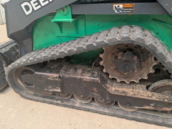 2018 John Deere 317G - Image 6