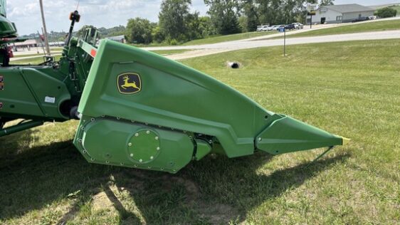 2023 John Deere C8F - Image 7