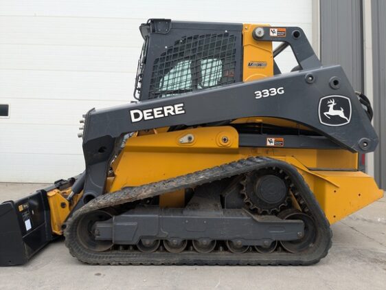2022 John Deere 333G - Image 2
