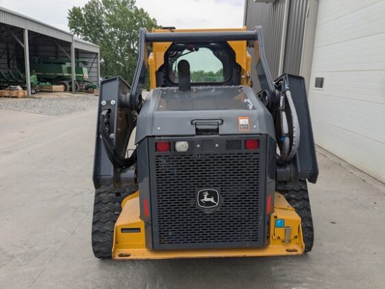 2022 John Deere 333G - Image 4