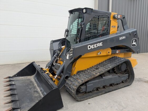 2022 John Deere 333G
