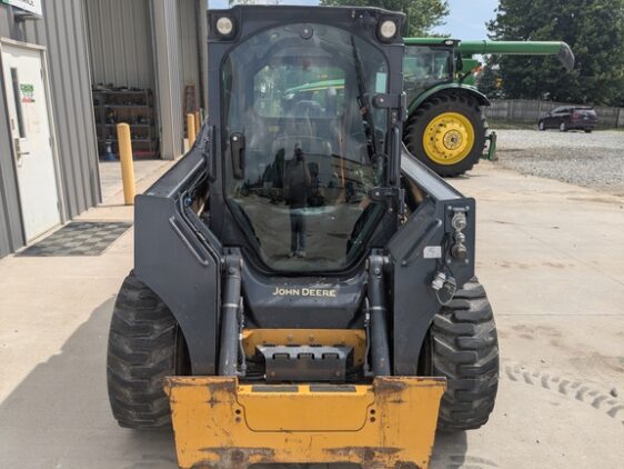 2018 John Deere 320G - Image 3