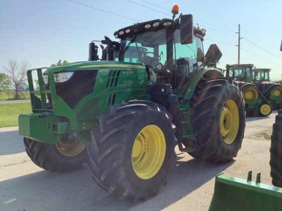 2012 John Deere 6170R