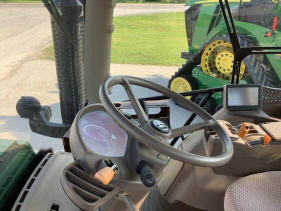 2012 John Deere 6170R - Image 9