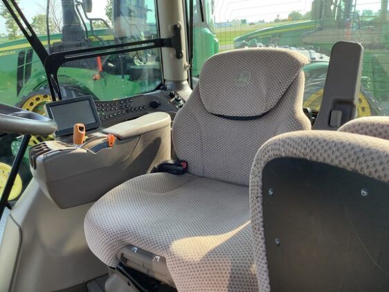 2012 John Deere 6170R - Image 8