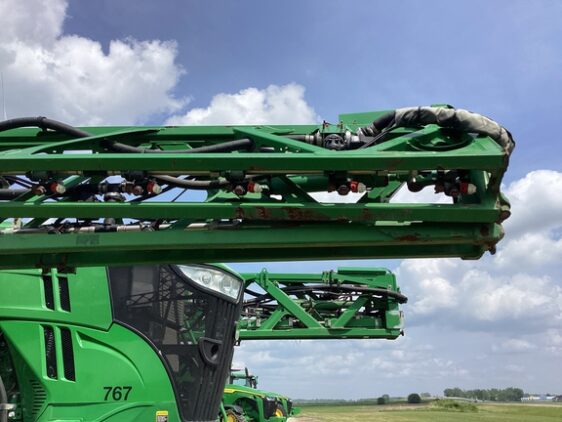 2019 John Deere R4038 - Image 29