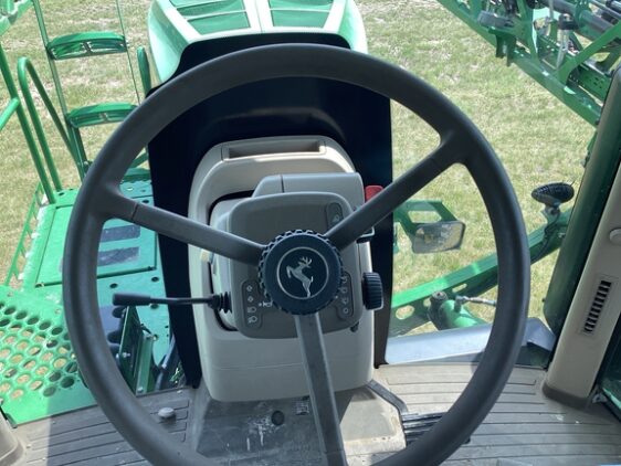 2019 John Deere R4038 - Image 21