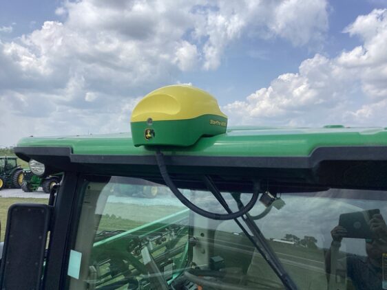 2019 John Deere R4038 - Image 20