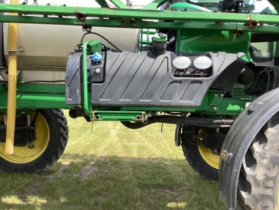 2019 John Deere R4038 - Image 34