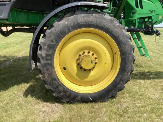 2019 John Deere R4038 - Image 36
