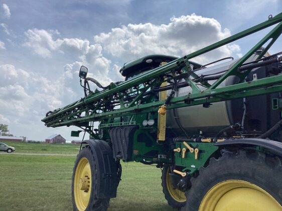 2019 John Deere R4038 - Image 6