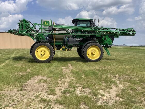 2019 John Deere R4038 - Image 10