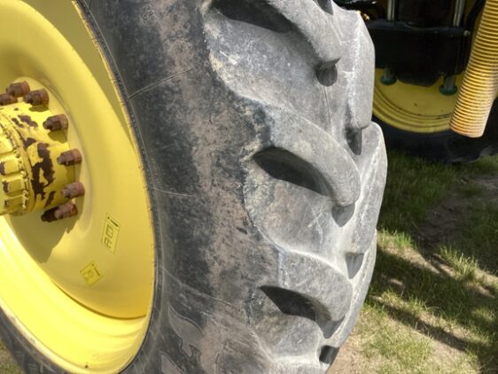 2019 John Deere R4038 - Image 41