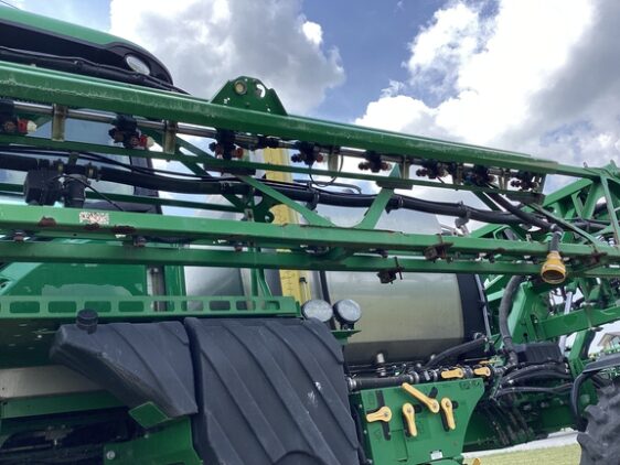 2019 John Deere R4038 - Image 13