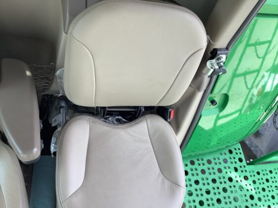 2019 John Deere S780 - Image 19
