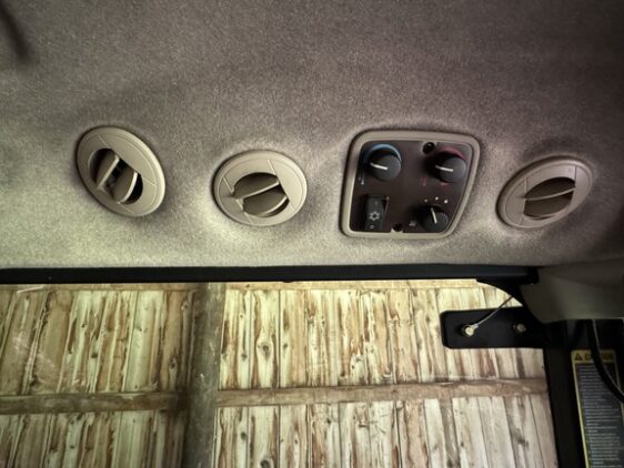 2008 John Deere 4720 - Image 18