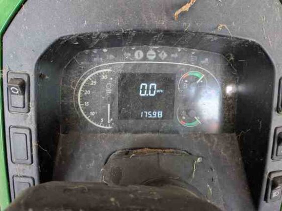 2015 John Deere 5085E - Image 25