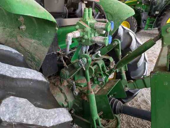 2015 John Deere 5085E - Image 7