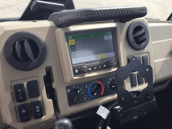 2023 John Deere XUV 835R - Image 20