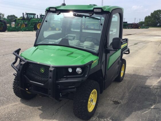 2023 John Deere XUV 835R