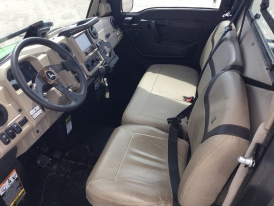 2023 John Deere XUV 835R - Image 21