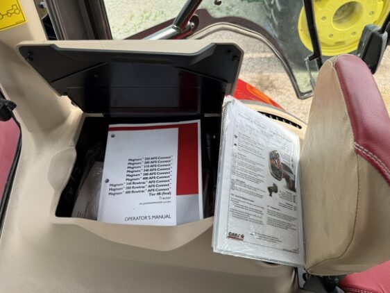 2024 Case IH Magnum 380 AFS Row - Image 24