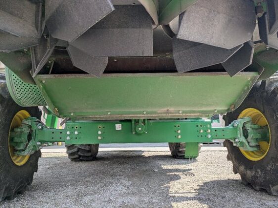 2016 John Deere S680 - Image 13