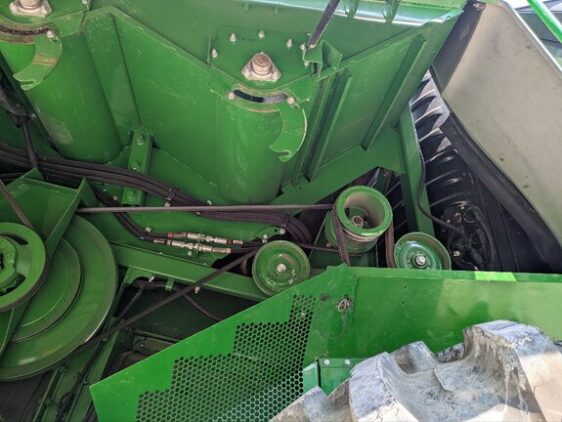 2016 John Deere S680 - Image 15
