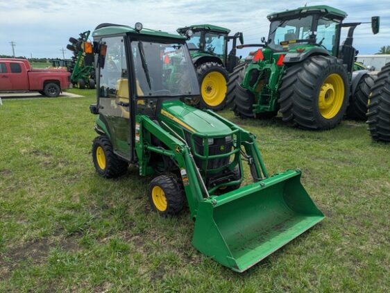 2015 John Deere 1025R - Image 7