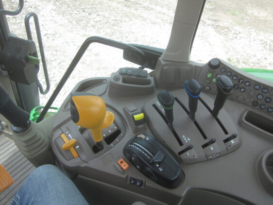 2023 John Deere 6145M - Image 15