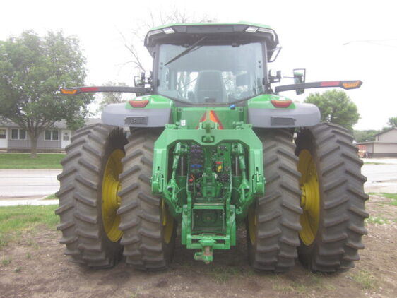 2024 John Deere 8R 410 - Image 4
