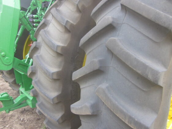 2024 John Deere 8R 410 - Image 25