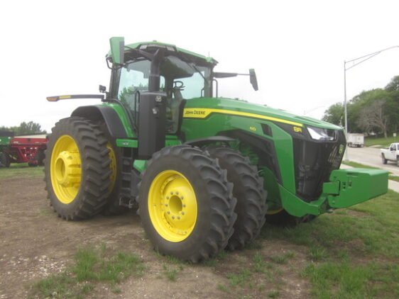 2024 John Deere 8R 410 - Image 6