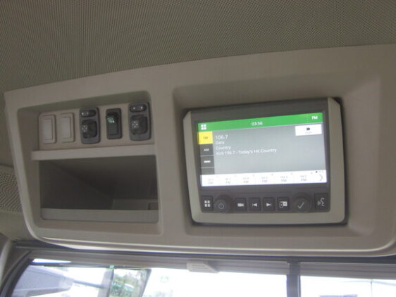 2024 John Deere 8R 410 - Image 11