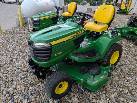 2023 John Deere X730