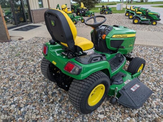 2023 John Deere X730 - Image 5