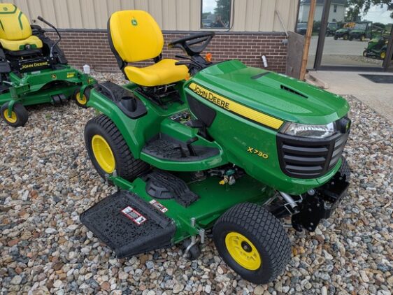 2023 John Deere X730 - Image 4