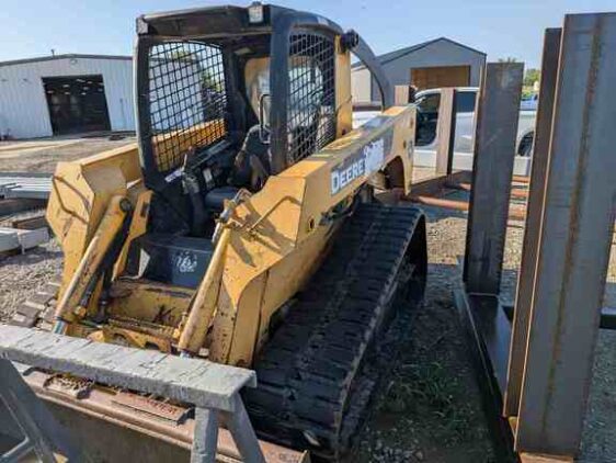 2007 John Deere CT332