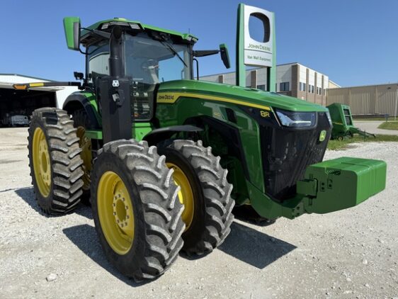 2024 John Deere 8R 410 - Image 3