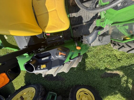 2023 John Deere 5067E - Image 9