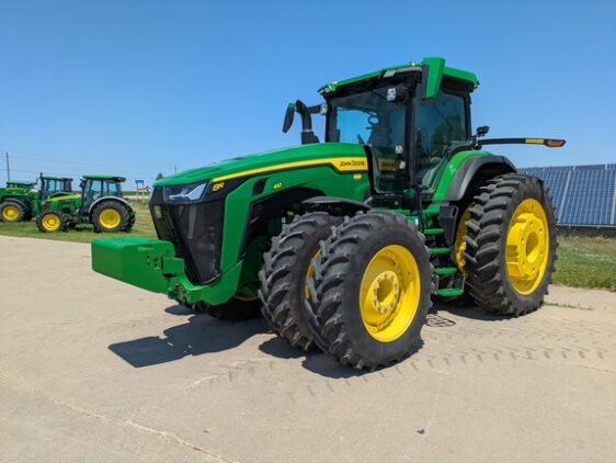 2024 John Deere 8R 410