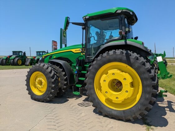 2024 John Deere 8R 410 - Image 7