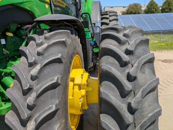 2024 John Deere 8R 410 - Image 22