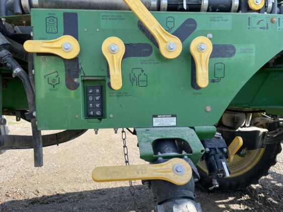 2019 John Deere R4038 - Image 27