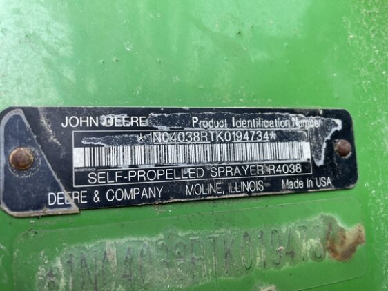 2019 John Deere R4038 - Image 39