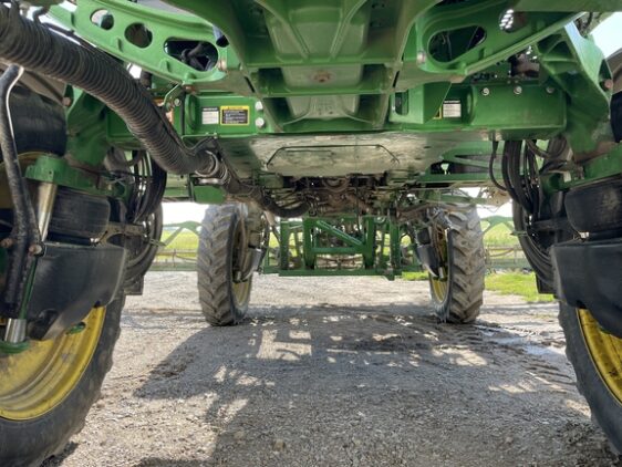 2019 John Deere R4038 - Image 24