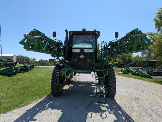 2021 John Deere R4044 - Image 2