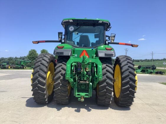2024 John Deere 8R 410 - Image 4