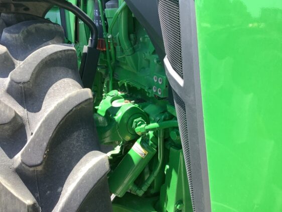 2024 John Deere 8R 410 - Image 18
